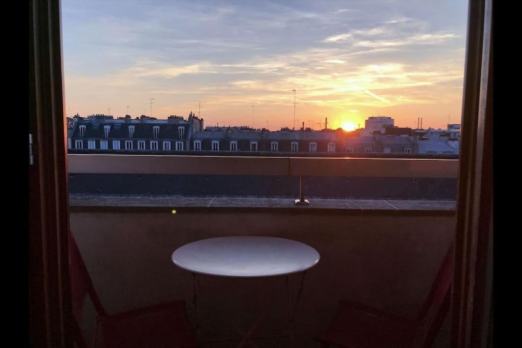 Le Charme De Montmartre A Ciel Ouvert Paris Eksteriør billede
