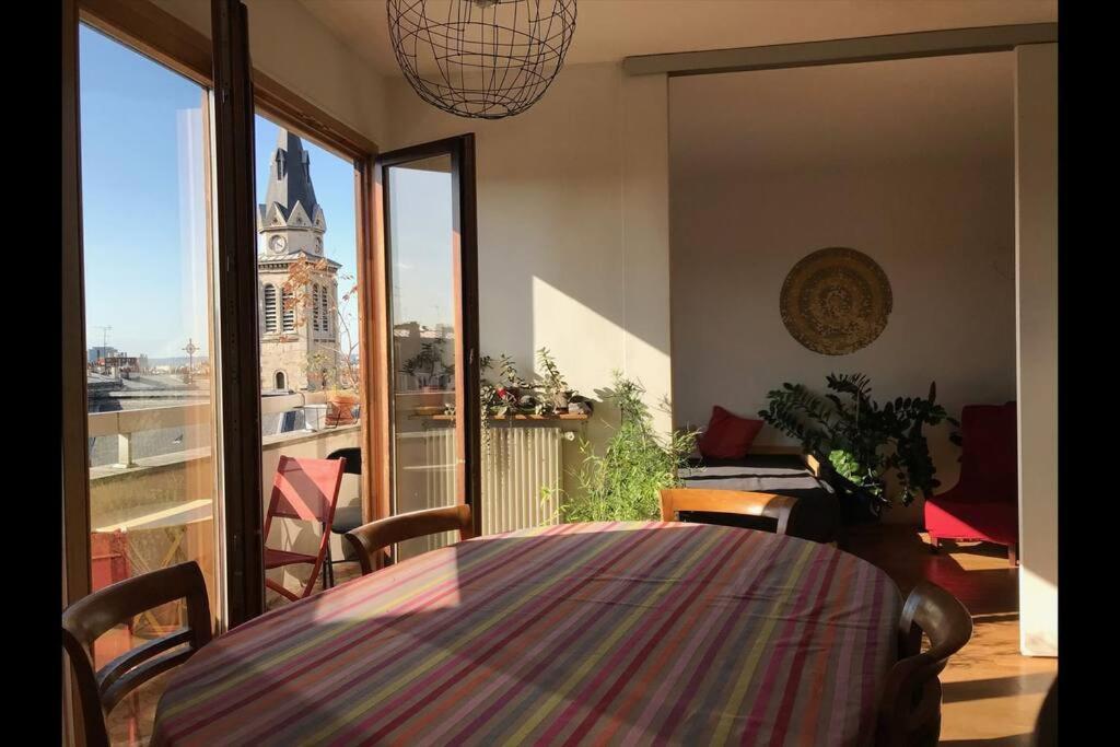 Le Charme De Montmartre A Ciel Ouvert Paris Eksteriør billede